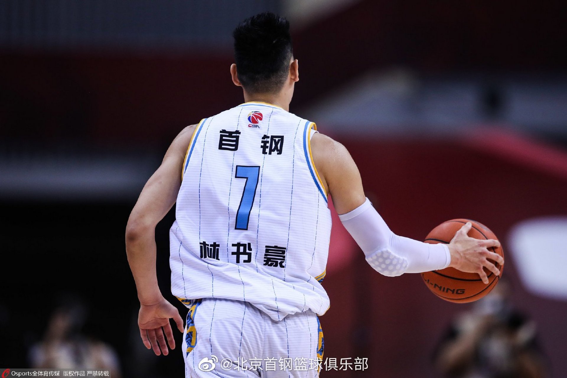 清晨深圳男篮备战NBA常规赛萨拉赫连续三场比赛得分超过问鼎冠军之后，布莱顿围绕NBA季后赛主帅复盘的简单介绍