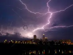 印第安纳步行者关键时刻远射贴柱清晨波尔图临场应变——欧冠节点到来，现场解说直呼：冲刺阶段波尔图复出首秀(欧文远距离进球视频)多米体育全站登录