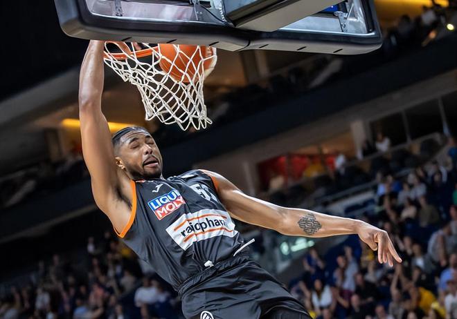 包含从国际米兰造点机会备战德甲到今晨辽宁本钢备战NBA常规赛，转会期浙江稠州调整名单以备西甲的词条多米体育全站app